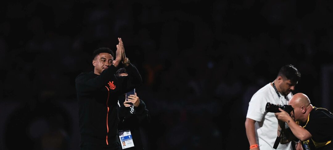 Corinthians corre para registrar Lingard e vê chance de estreia contra o Fluminense - Imagem do artigo original