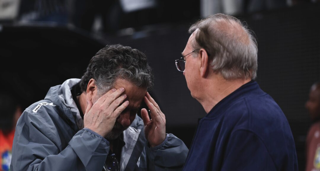 Conselho do São Paulo rejeita balanço de 2025 e grupo opositor quer expulsar Júlio Casares - Imagem do artigo original