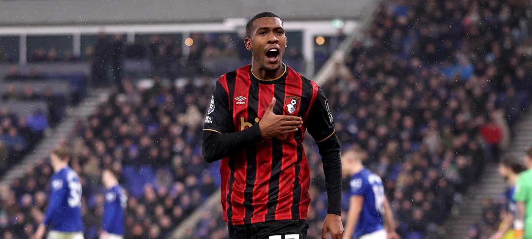 Rayan permanece no banco e adia estreia pela Seleção em amistoso contra a França - Imagem do artigo original