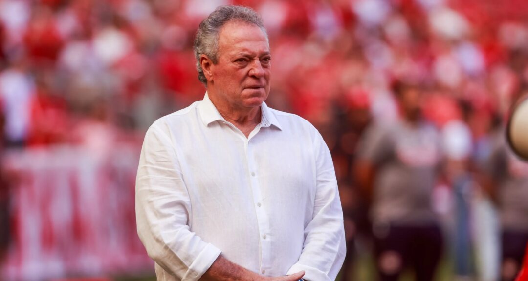 Abel Braga ganha espaço nos bastidores e acalma o vestiário do Internacional - Imagem do artigo original