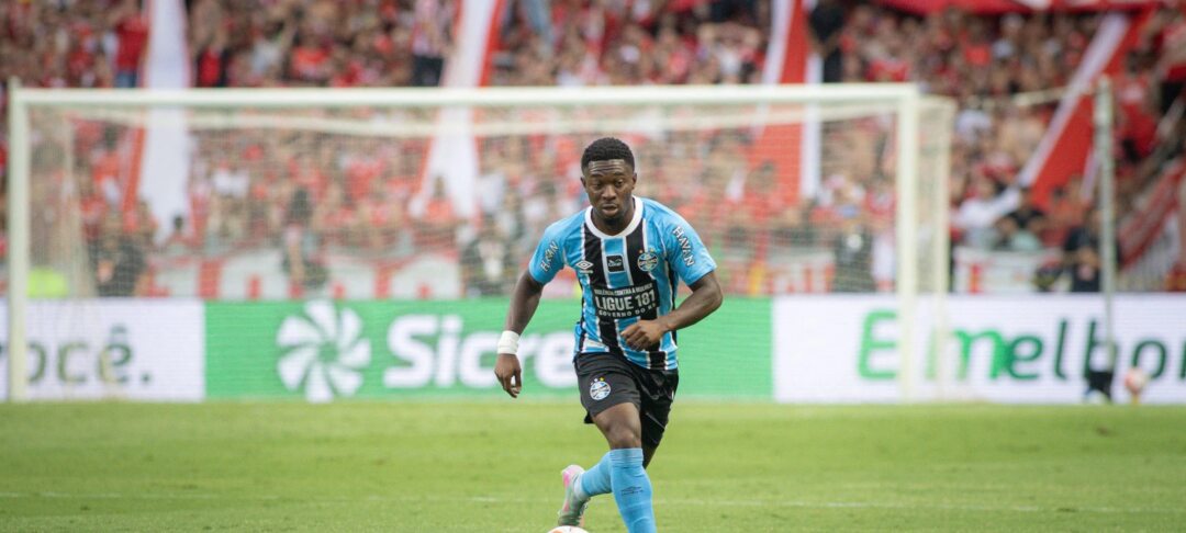 Francis Amuzu fica fora da lista de Gana para amistosos antes da Copa de 2026 - Imagem do artigo original