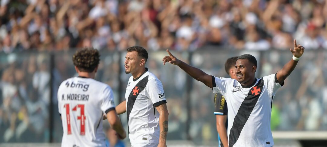 Emprestado pelo Nottingham Forest, Cuiabano comemora boa fase e diz querer ficar no Vasco - Imagem do artigo original