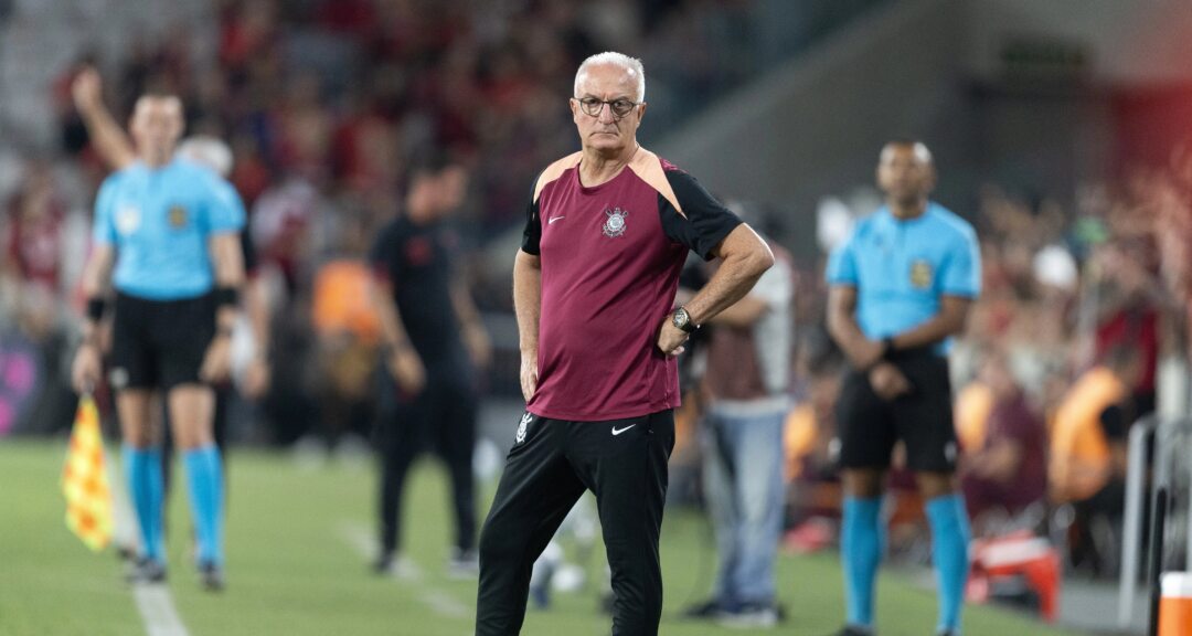 Corinthians cai diante do Fluminense e segue sem reação no Brasileirão - Imagem do artigo original