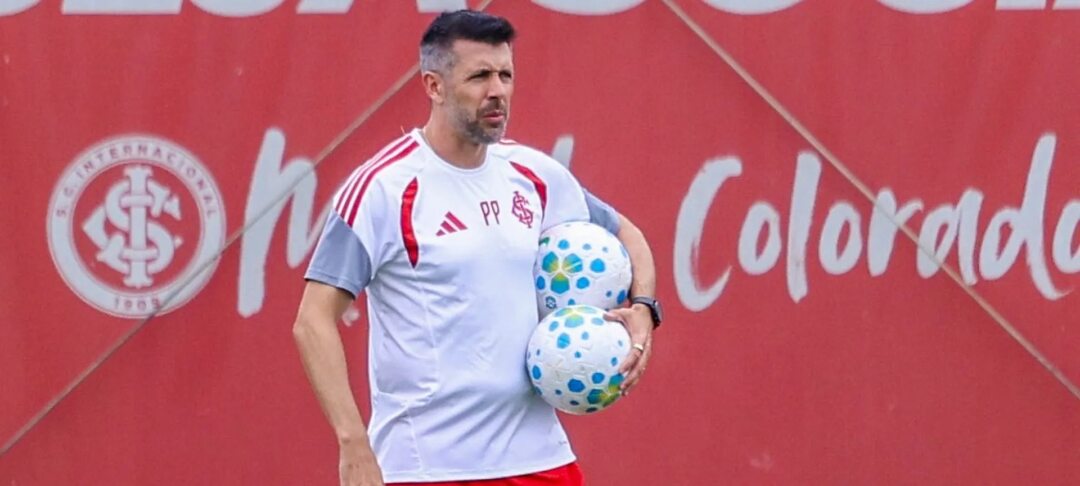 Comentarista aponta falha de arbitragem em Internacional 1 x 1 São Paulo e sugere cartão vermelho que não saiu - Imagem do artigo original