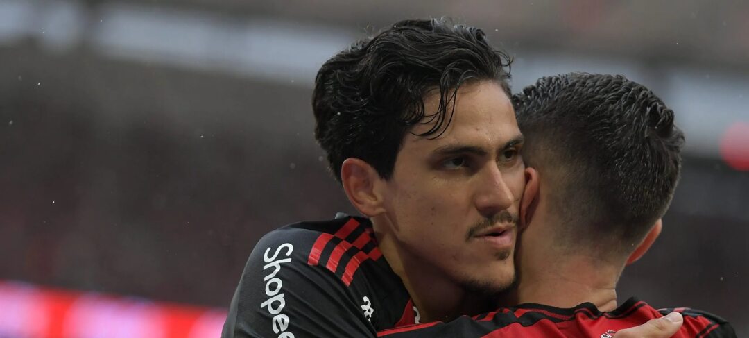Pedro pede 50% de aumento para renovar com o Flamengo e mira salário de R$ 1,65 milhão por mês - Imagem do artigo original