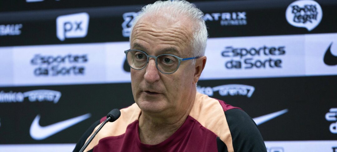 Memphis Depay sugere técnico europeu ao Corinthians caso Dorival Júnior deixe o cargo - Imagem do artigo original