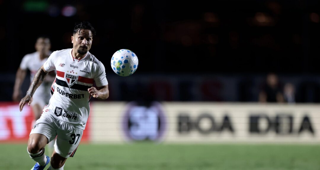 Mudança para o 4-3-3 rende goleada do São Paulo sobre o Cruzeiro no Morumbis - Imagem do artigo original