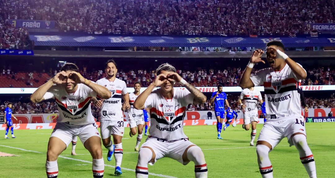 Hat-trick de Ferreira conduz vitória do São Paulo sobre o Cruzeiro por 4 a 1 - Imagem do artigo original