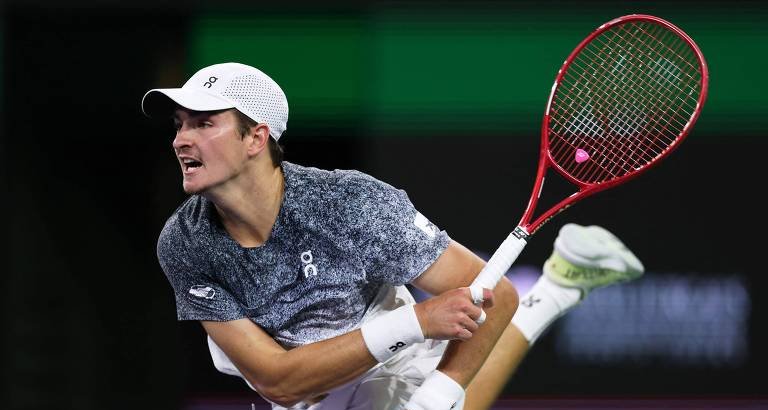 João Fonseca supera Arthur Rinderknech em três sets e chega às oitavas em Monte Carlo - Imagem do artigo original