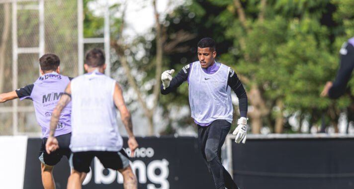 Atlético realiza último treino antes de encarar o Santos pelo Brasileirão - Imagem do artigo original