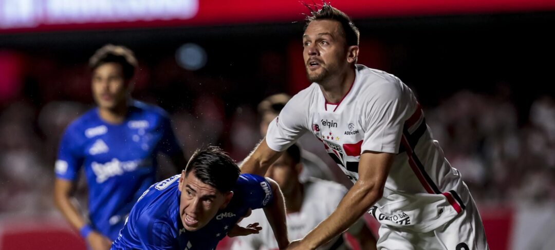 Ausência de Arboleda faz São Paulo reorganizar a zaga e abrir espaço para novos nomes - Imagem do artigo original