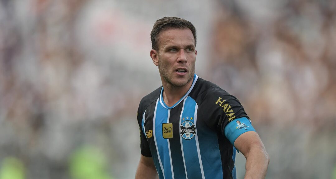 Grêmio recebe oferta de € 6 milhões do Como, mas mantém negociação para segurar Arthur - Imagem do artigo original