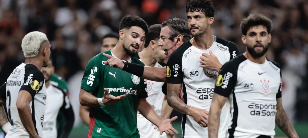 STJD mantém suspensão e tira Abel Ferreira do comando do Palmeiras no clássico contra o Corinthians - Imagem do artigo original