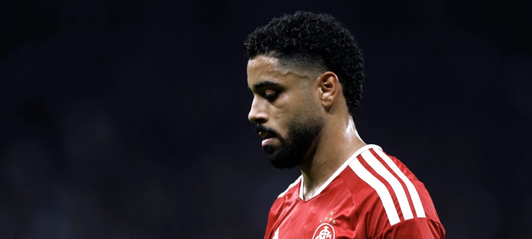 Desconforto muscular tira Matheus Bahia do Gre-Nal; Pezzolano espera retorno contra o Mirassol - Imagem do artigo original