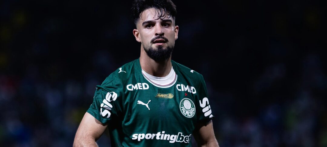 Hugo Souza acusa Flaco López de cotovelada em Bidon e critica VAR após Dérbi sem gols - Imagem do artigo original