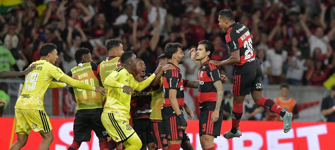 Flamengo impõe pressão alta, Pedro decide o clássico e time de Leonardo Jardim vence o Fluminense - Imagem do artigo original