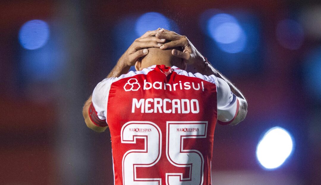 Dez jogadores do Inter podem deixar o Beira-Rio em dezembro - Imagem do artigo original