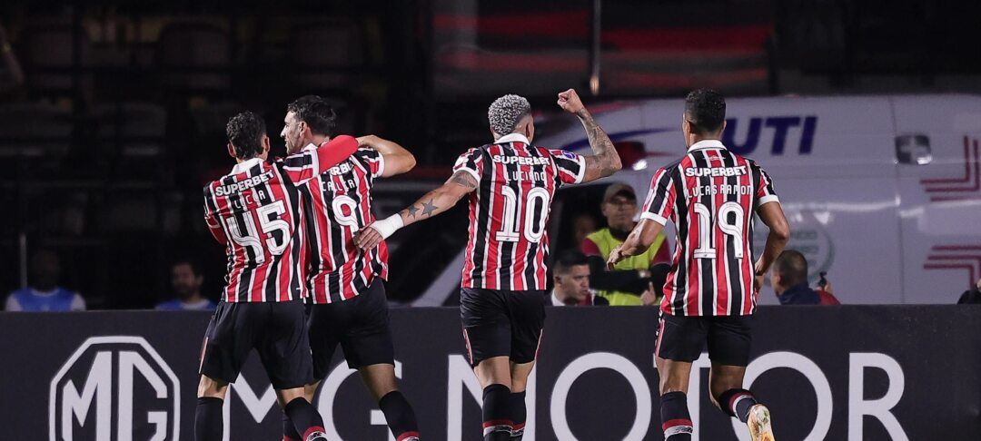 São Paulo demonstra interesse em Barboza, mas salário complica negociação - Imagem do artigo original