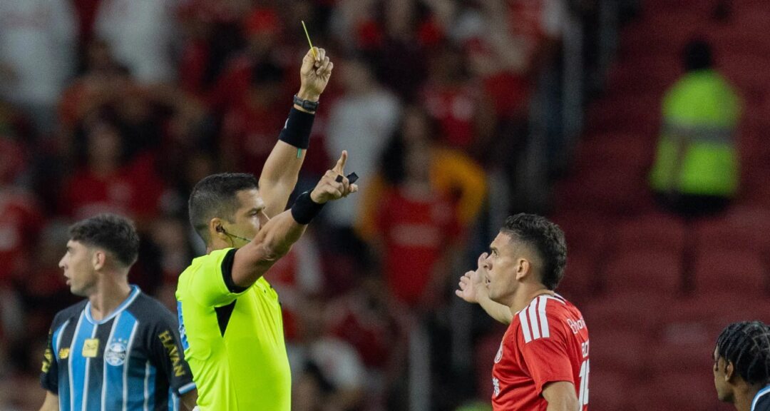 Internacional avalia saída de Rafael Borré após quase dois meses sem marcar - Imagem do artigo original