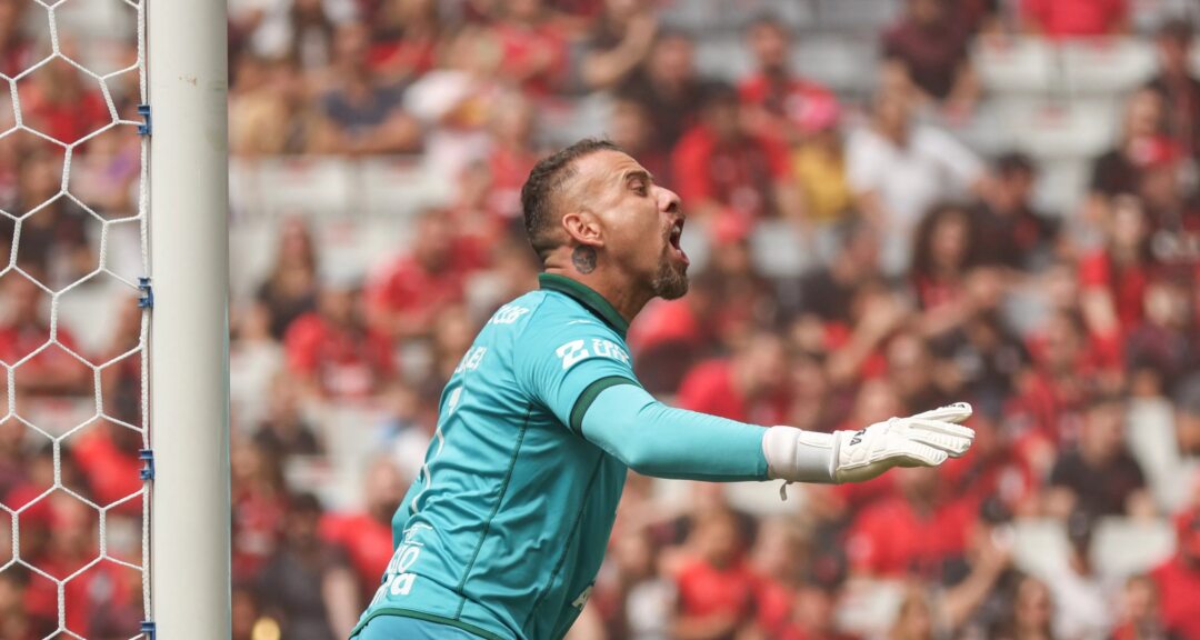 Goleiro da Chapecoense detalha bastidores e mostra confiança para duelo com o Botafogo - Imagem do artigo original