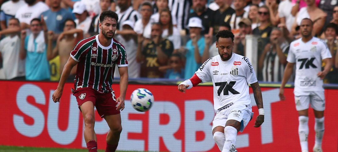 Vidente indica ligeira vantagem do Santos sobre o Fluminense em jogo pela 12ª rodada do Brasileirão - Imagem do artigo original
