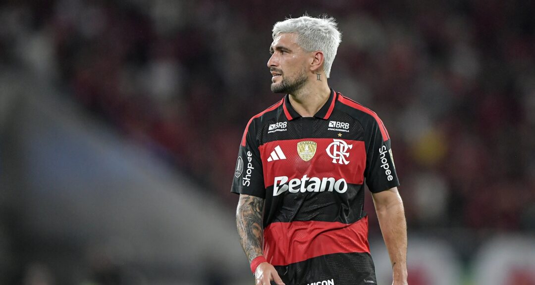 Arrascaeta vestirá camisa 14 no Maracanã para homenagear Oscar Schmidt - Imagem do artigo original