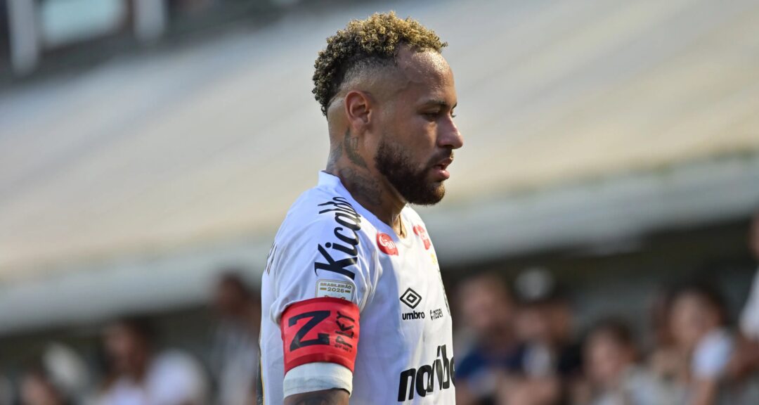 Pressão da torcida aproxima Neymar de possível saída do Santos após a Copa do Mundo - Imagem do artigo original