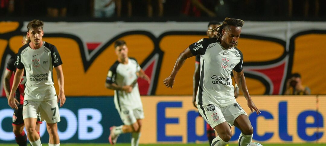 Corinthians avalia atacantes da Série B para reforçar elenco - Imagem do artigo original