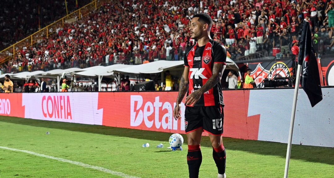 Arrascaeta lidera estatísticas ofensivas em comparação com Matheuzinho antes do duelo Vitória x Flamengo - Imagem do artigo original