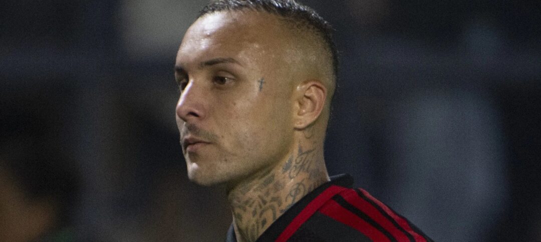 Marcelo Paz demonstra otimismo para renovar contrato de Memphis Depay com o Corinthians - Imagem do artigo original