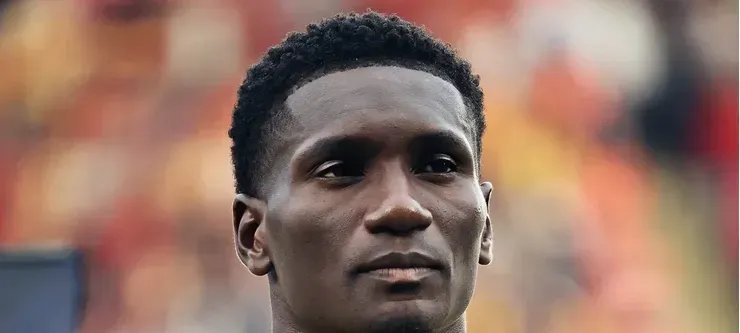 Botafogo mira Helitão e acirra disputa com Corinthians e Grêmio - Imagem do artigo original