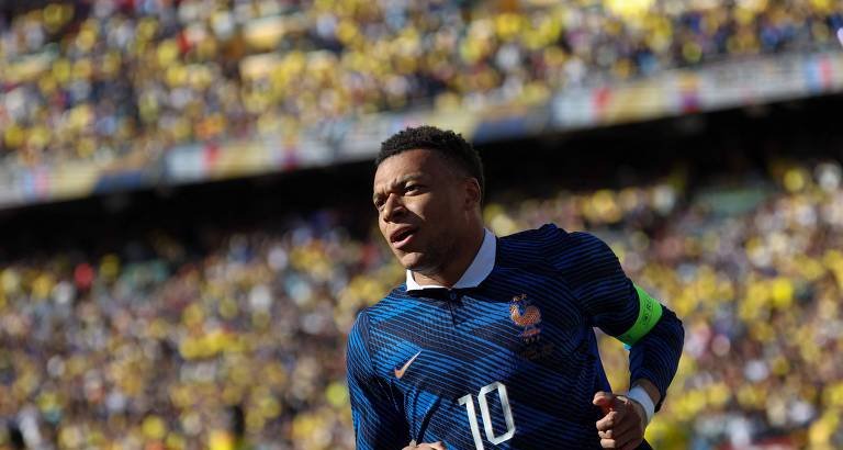 Com Messi e Cristiano próximos da última Copa, Mbappé busca assumir o posto de maior estrela - Imagem do artigo original