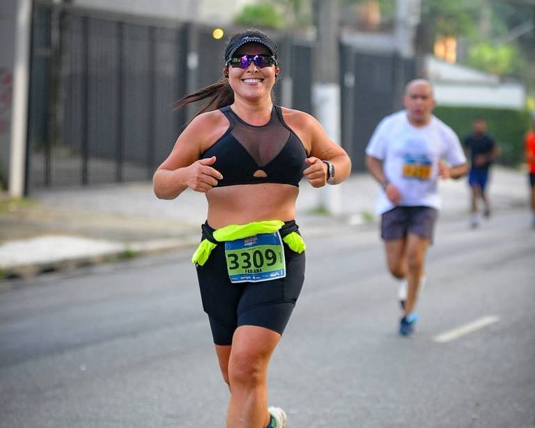 Mãe paulistana troca sedentarismo pela corrida e acumula quatro maratonas internacionais - Imagem do artigo original