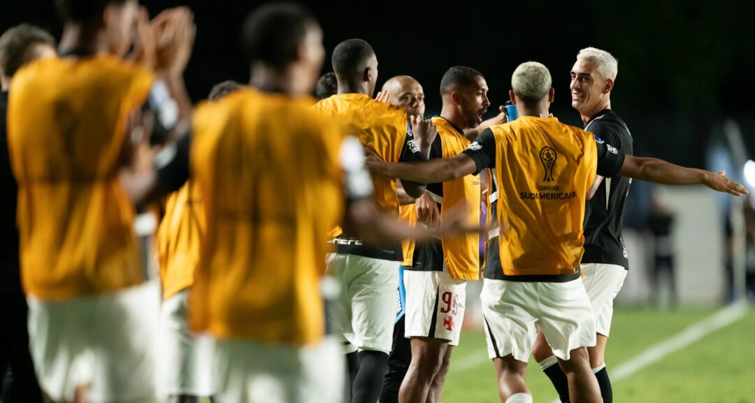 Tensão extracampo envolve confronto entre Vasco e Audax Italiano na Sul-Americana - Imagem do artigo original