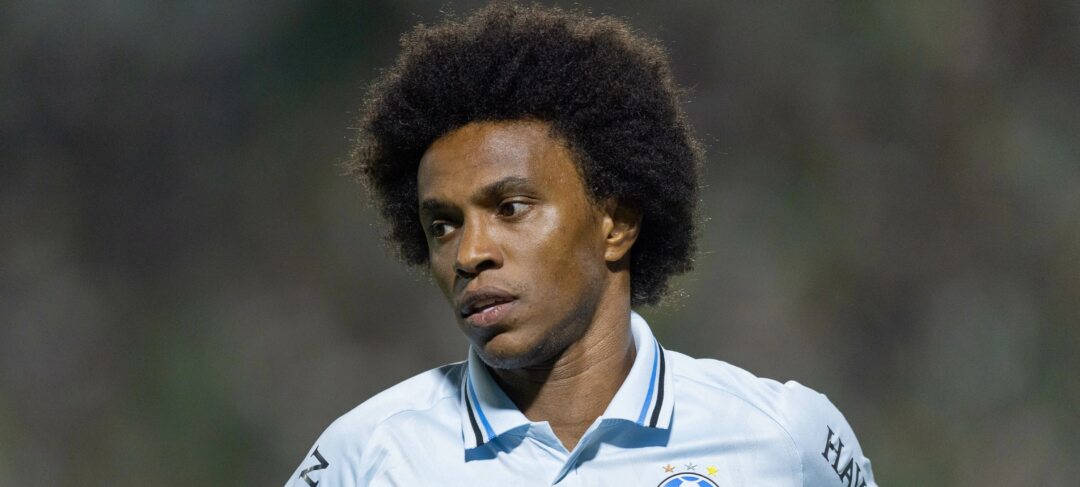 Willian estreia como segundo volante em goleada do Grêmio - Imagem do artigo original