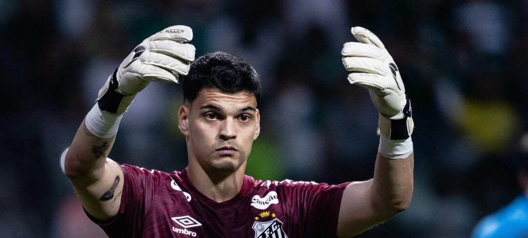 Thaciano vira dúvida no Santos e Cuca amplia lista de dores de cabeça antes de encarar o Bragantino - Imagem do artigo original