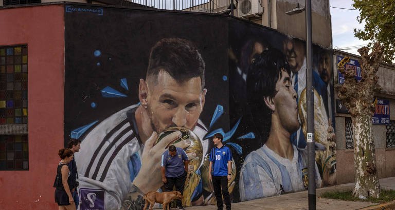 Torcedores argentinos entram no vermelho para ver a provável última Copa de Messi - Imagem do artigo original