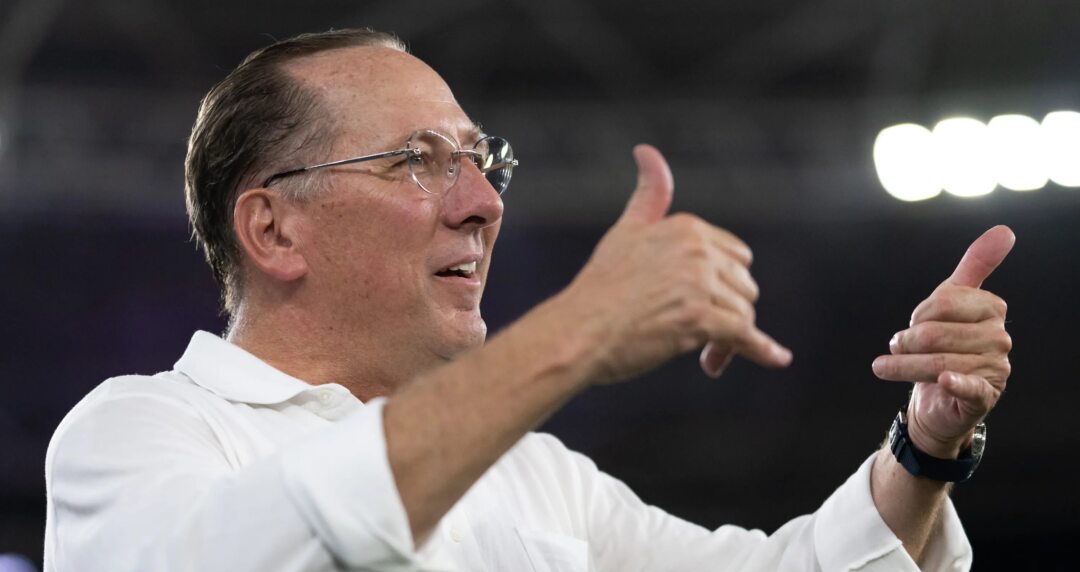 Proposta de John Textor reabre disputa pelo controle da SAF do Botafogo - Imagem do artigo original