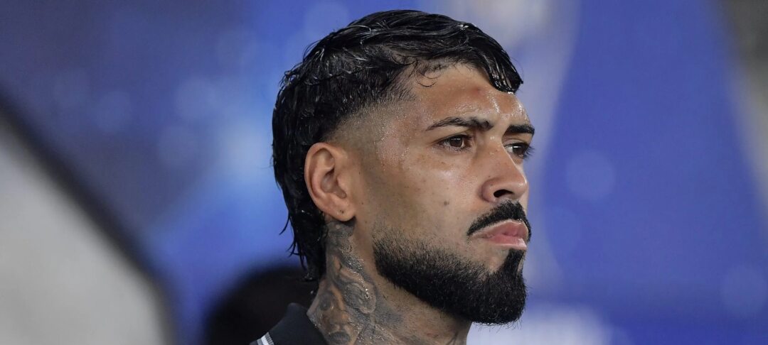 Botafogo ganha moral com vitória sobre o Racing; Neto valoriza força mental e clube confirma saída de Barboza - Imagem do artigo original