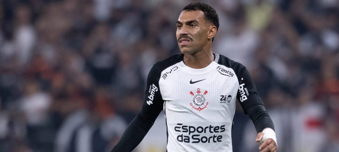 Zenit reaproxima-se do Corinthians e observa Matheuzinho de perto - Imagem do artigo original