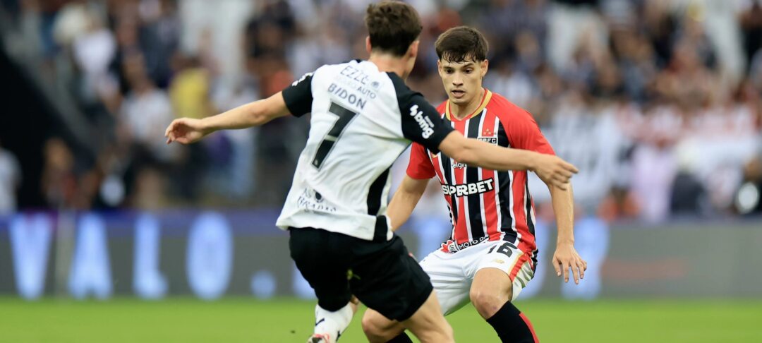 Majestoso de estilos: Corinthians tenta bloquear transições do São Paulo para sair da crise no Brasileirão - Imagem do artigo original
