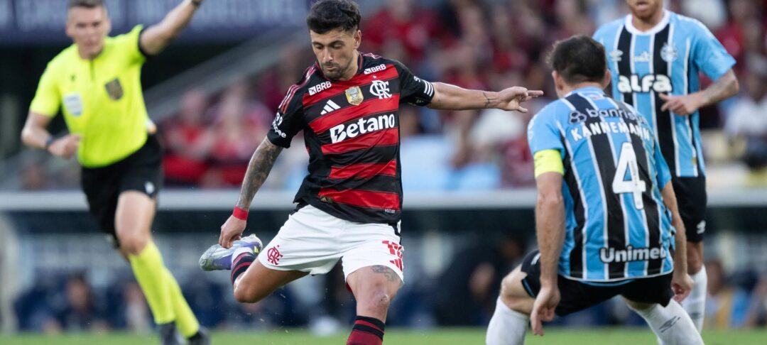 Vidente aponta vantagem do Flamengo sobre o Grêmio em confronto direto pela 15ª rodada do Brasileirão - Imagem do artigo original
