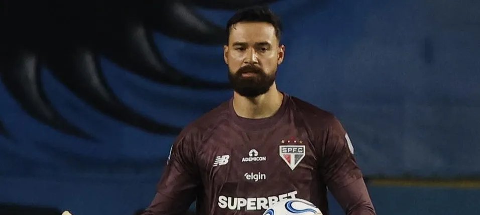 Rodado no São Paulo, Carlos Coronel ganha espaço e reaquece chance de disputar a Copa pelo Paraguai - Imagem do artigo original