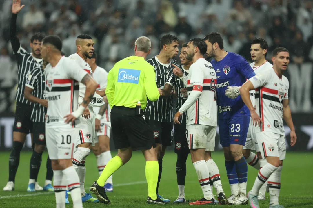 Após derrota no Majestoso, Calleri assume culpa do São Paulo e defende Roger Machado - Imagem do artigo original
