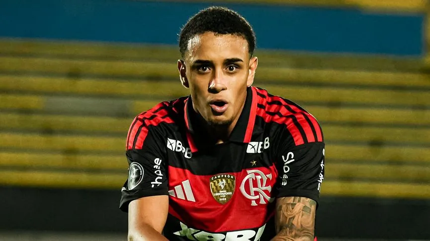 Flamengo recusa Shakhtar e encaminha venda de Ryan Roberto ao Benfica por até R$ 86 milhões - Imagem do artigo original