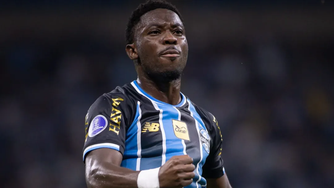 Grêmio acelera renovações e mira contratos até 2027 para Pavón, Carlos Vinícius e joia Gabriel Mec - Imagem do artigo original