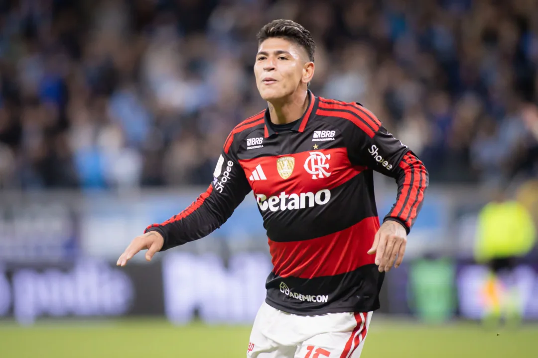 Flamengo solicita 50% de adiantamento ao BRB para blindar caixa após crise do Banco Master - Imagem do artigo original