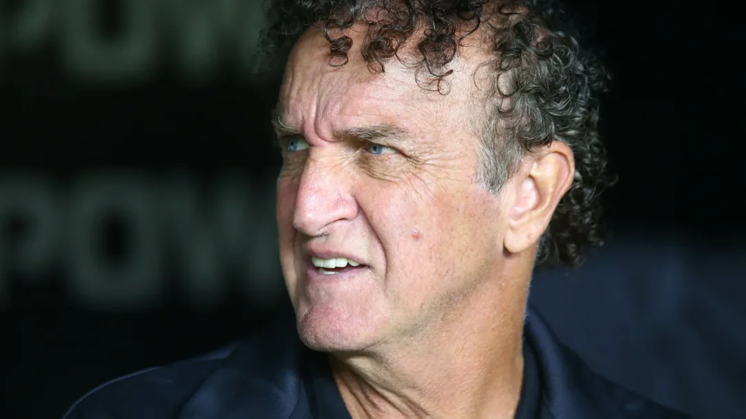 Salários atrasados no Santos: Lucas Veríssimo diz que elenco mantém foco apesar da pendência - Imagem do artigo original