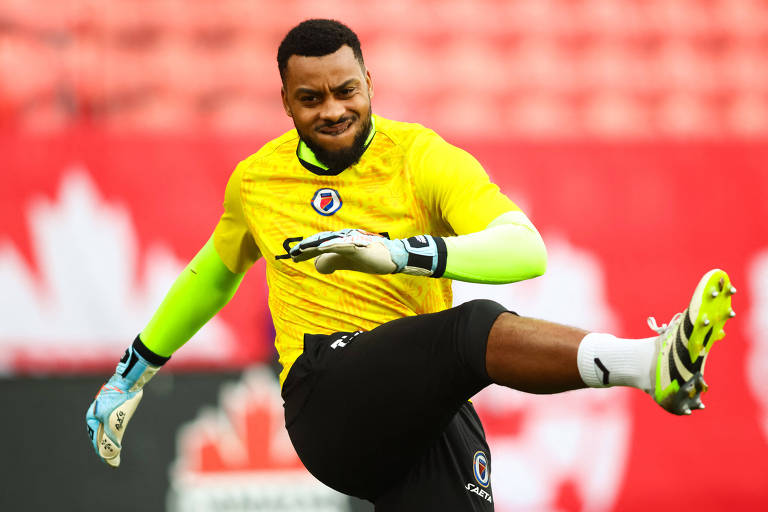 Haiti volta à Copa após 52 anos com goleiro de 5ª divisão e técnico que já superou o Brasil - Imagem do artigo original