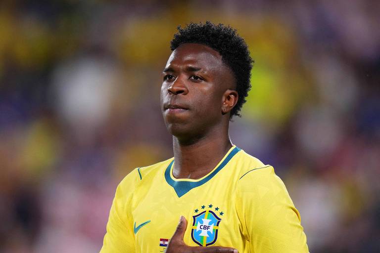 Convocados por Ancelotti, Vinicius Jr., Raphinha e Endrick festejam ida à Copa de 2026 - Imagem do artigo original